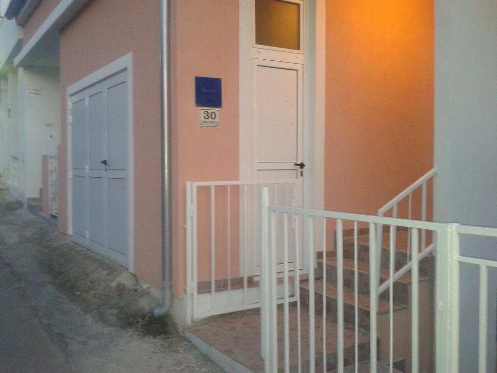 Apartments Alissa Hvar Town Luaran gambar